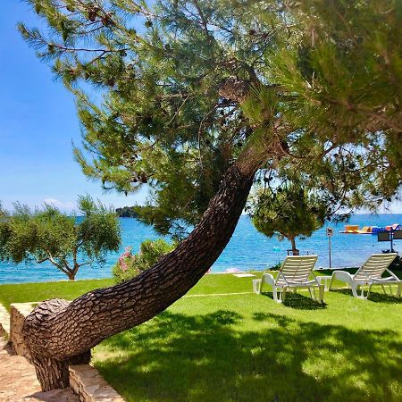 Al Mare Apartments Ровинь Экстерьер фото