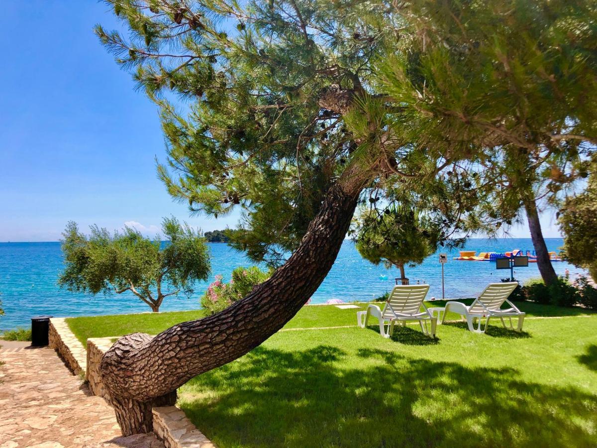 Al Mare Apartments Ровинь Экстерьер фото