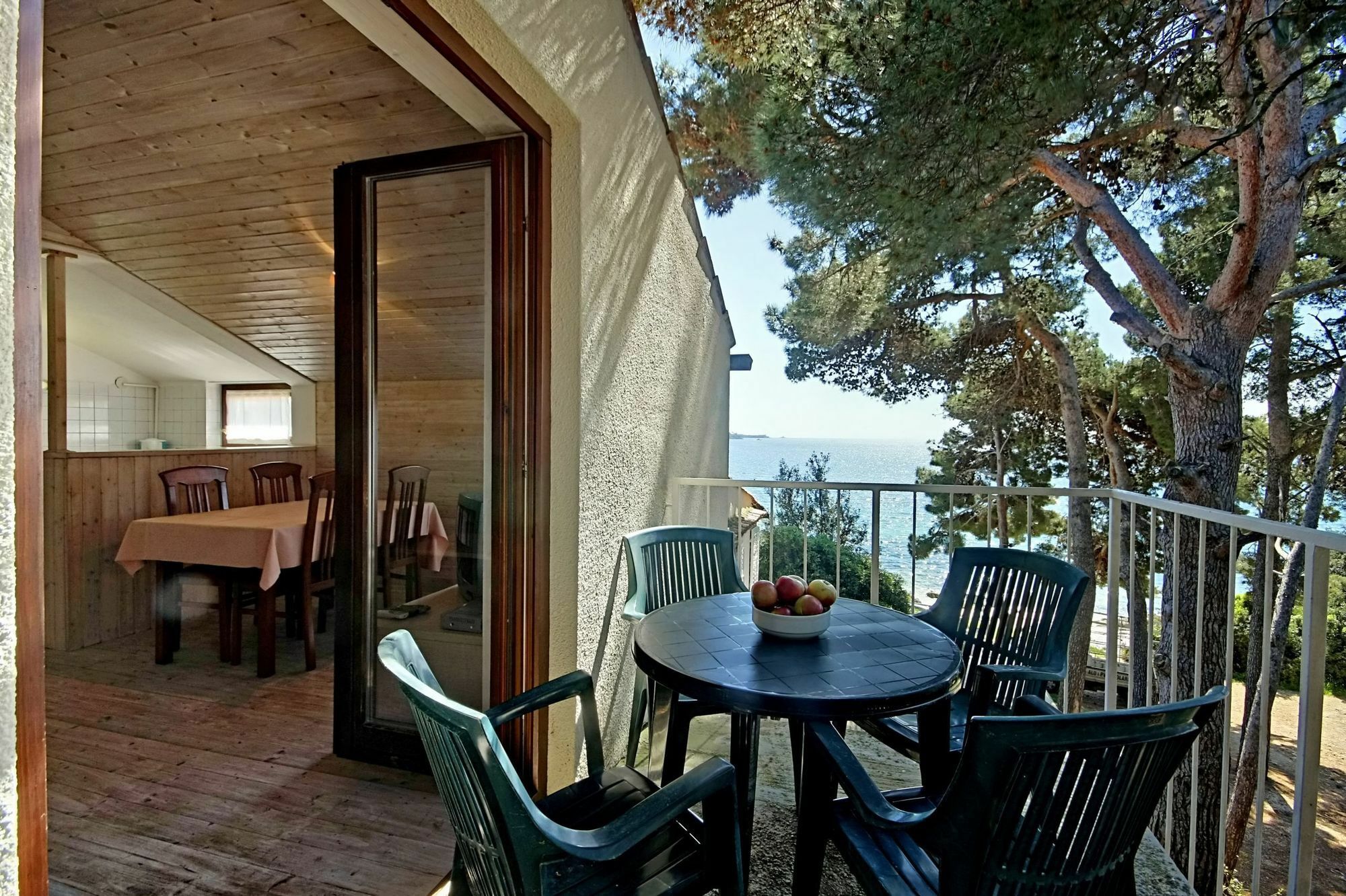 Al Mare Apartments Ровинь Экстерьер фото